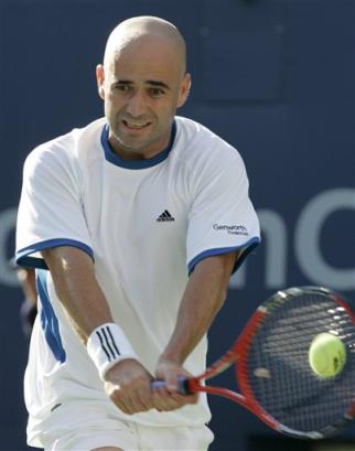 Tennis_Agassi_USO2005.jpg