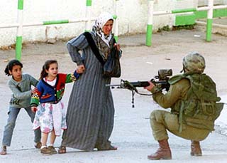 IsraeliSoldierKids.jpg