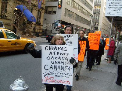 080112 nyc picket Cananea strikers  1 100.jpg