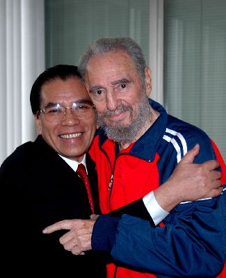 abrazo 1.jpg